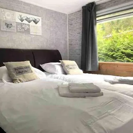 Escape To Nature Charming Chalet In Пюттен